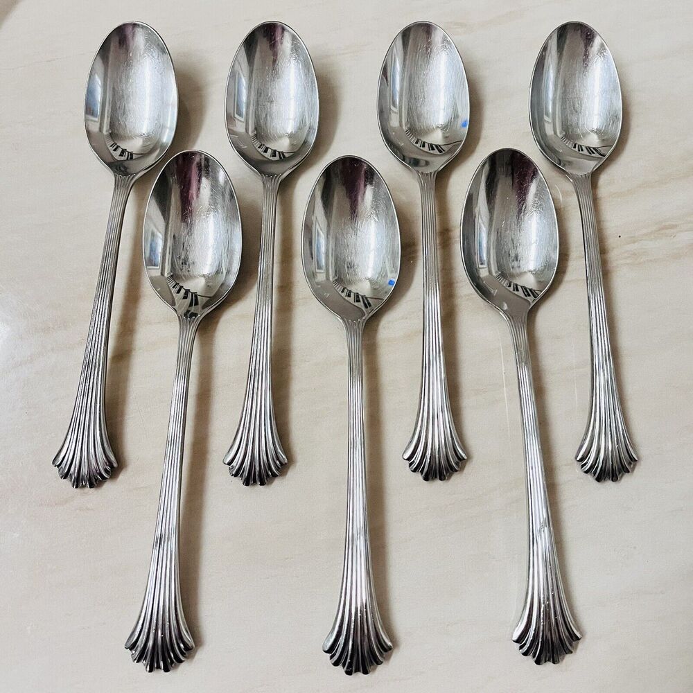 7pc INTERNATIONAL Tiara Soup Spoon Stainless 18/8Fan Ribbed/Ridges Glossy Korea